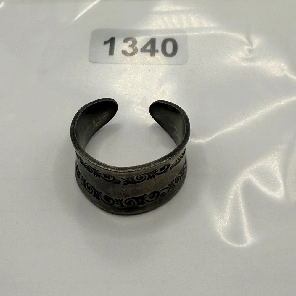 Vintage Etched Scroll Wide Band Adjustable Wrap Ring Silver Tone Boho Statement